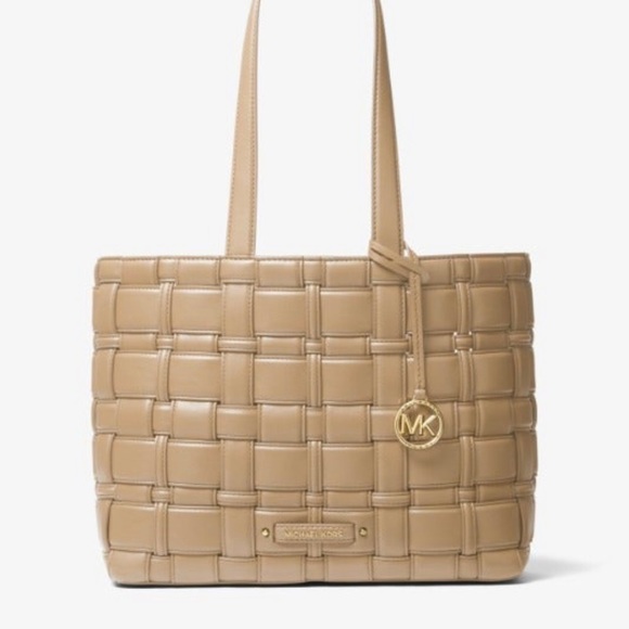 Michael Kors Handbags - Michael kors Ivy Tote Bag